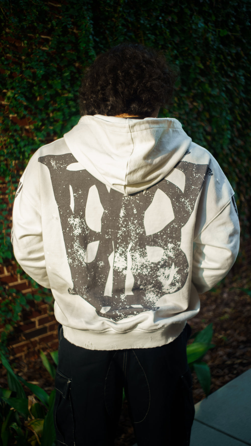 SPOTLIGHT HOODIE